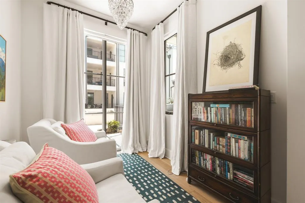 5270 Town And Country Boulevard #112