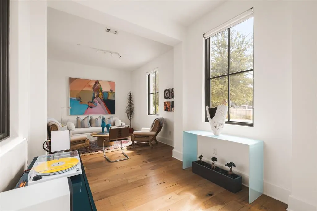 5270 Town And Country Boulevard #112