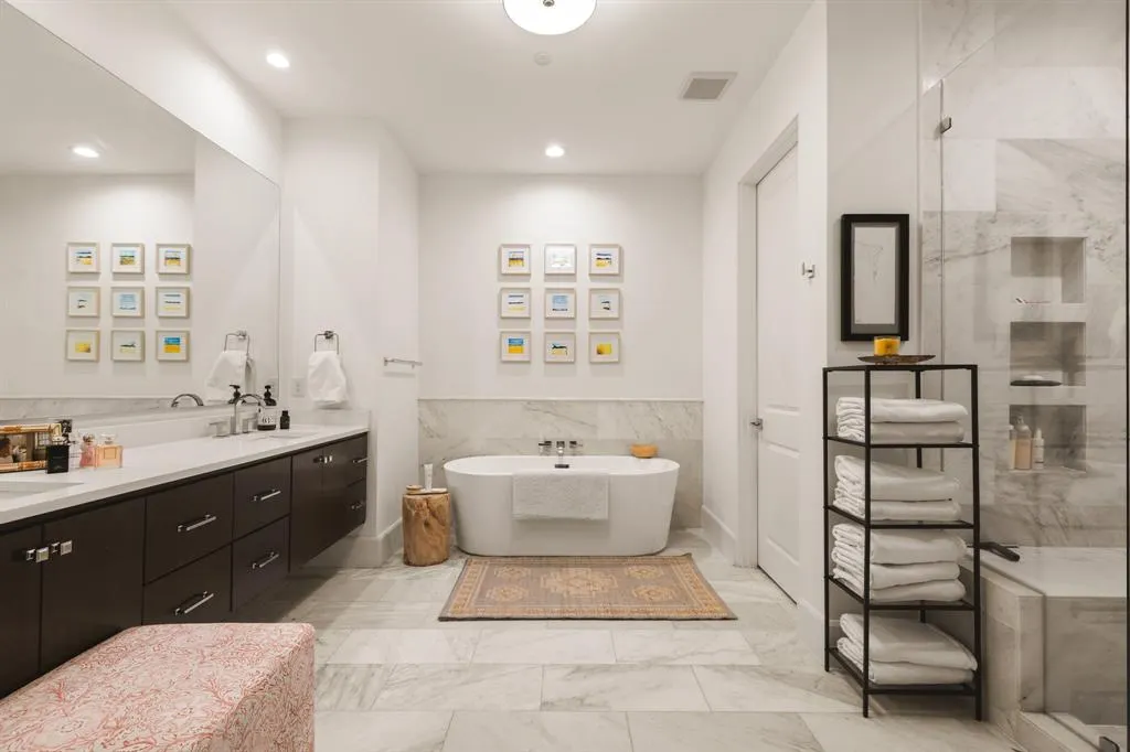 5270 Town And Country Boulevard #112