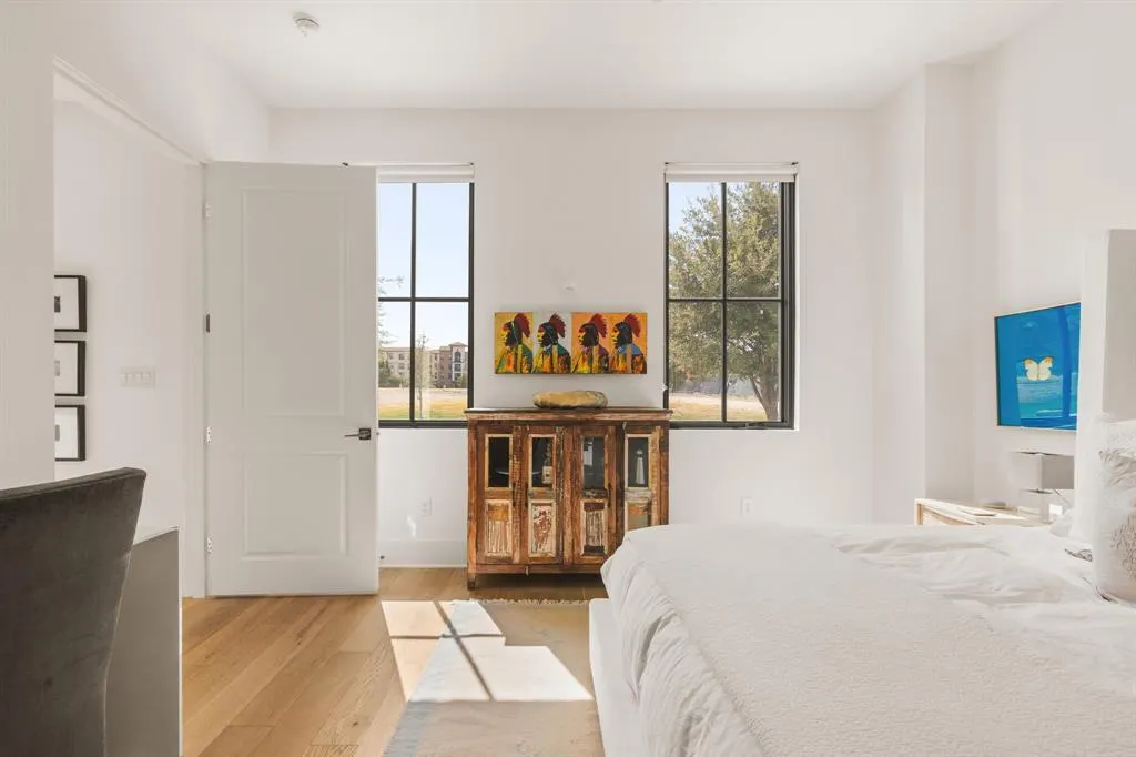5270 Town And Country Boulevard #112