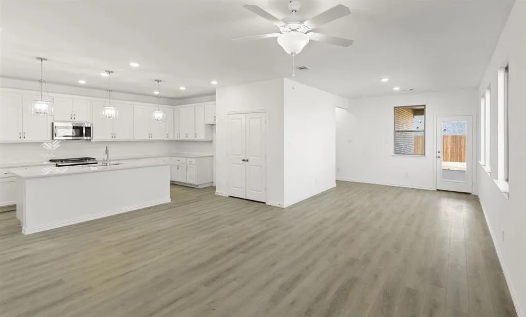 3648 Castle Drive