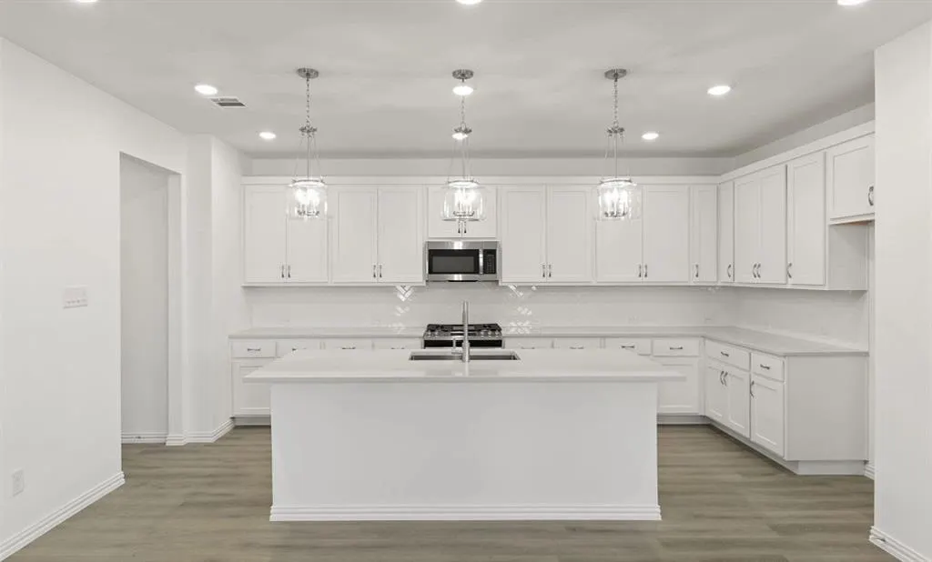 3648 Castle Drive