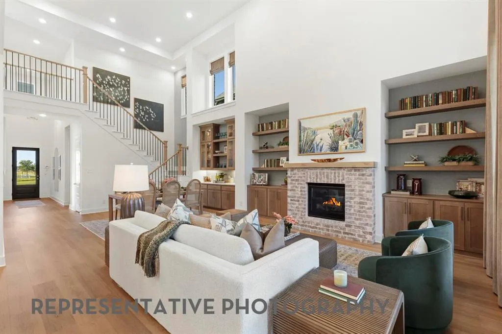 2805 Buckingham Lane