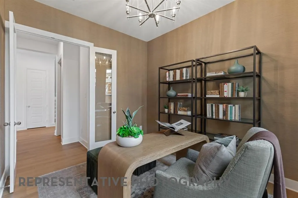 2805 Buckingham Lane