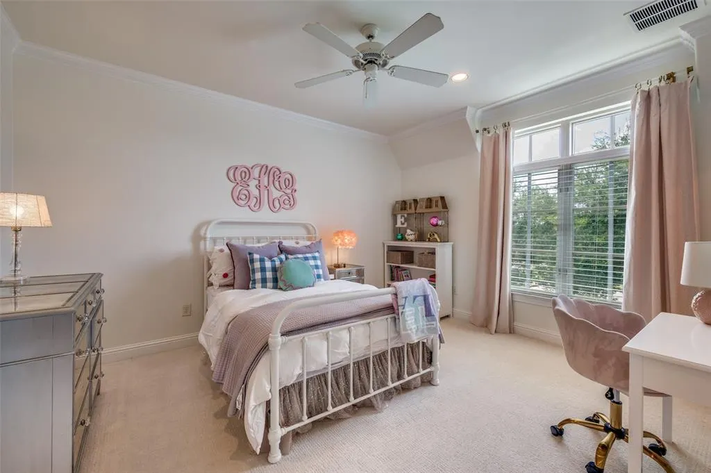 2741 Vista View Lane