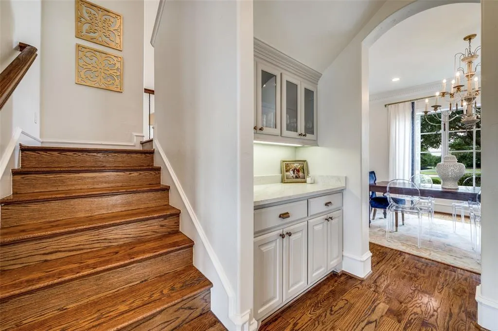 2741 Vista View Lane