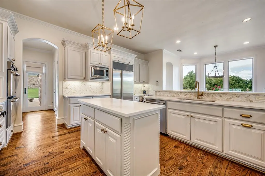 2741 Vista View Lane