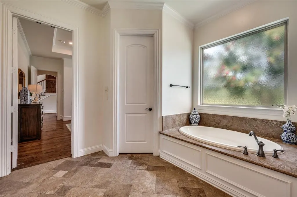 2741 Vista View Lane