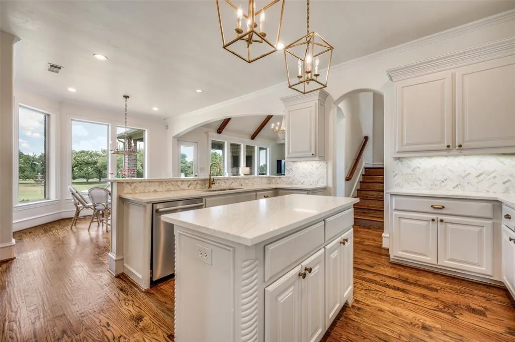 2741 Vista View Lane