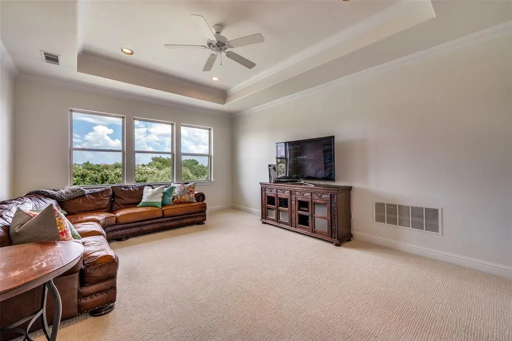 2741 Vista View Lane