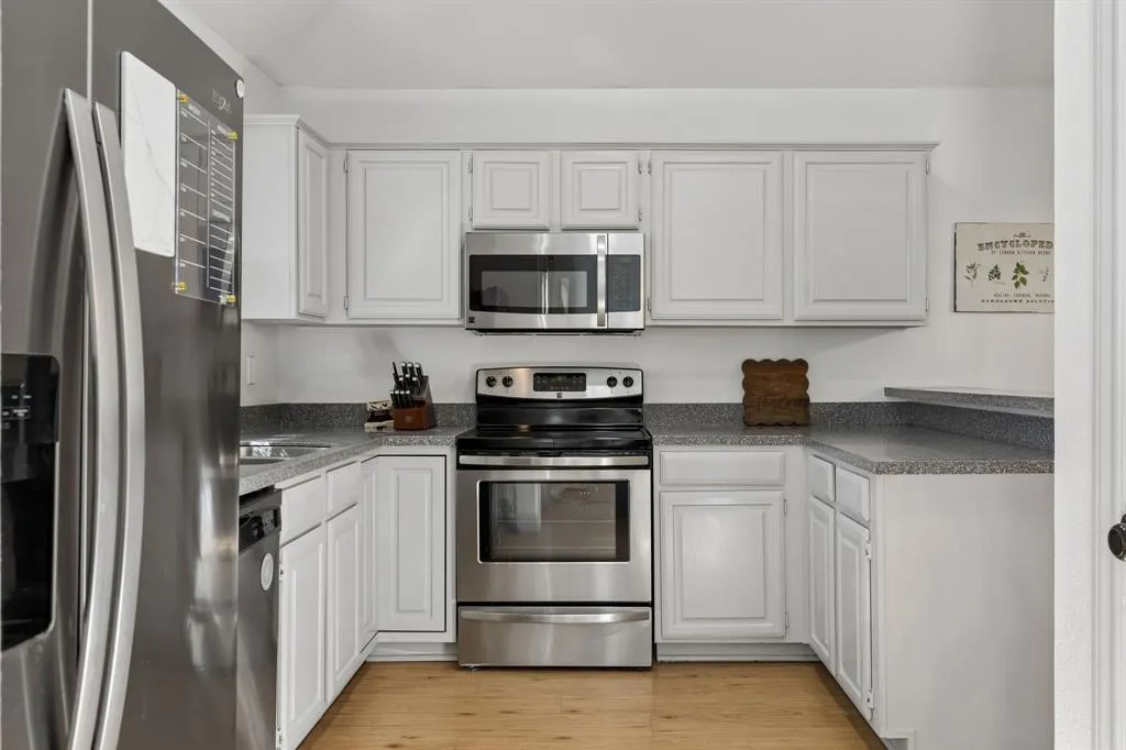 1111 Hyde Park Drive