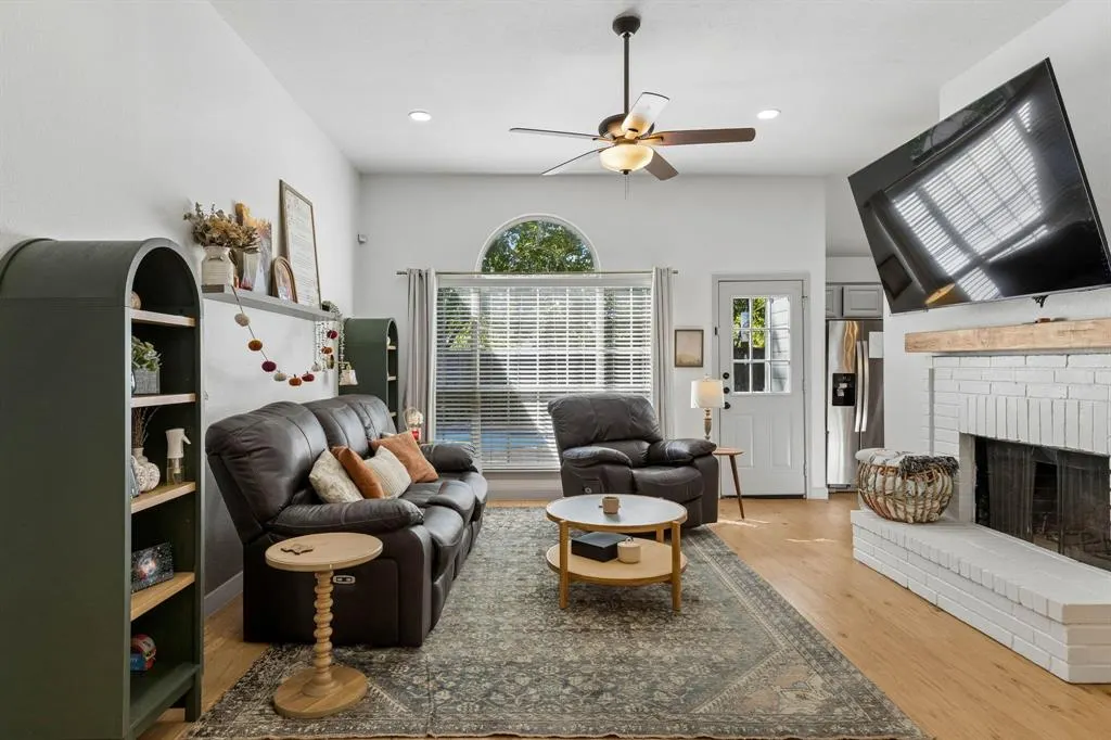 1111 Hyde Park Drive