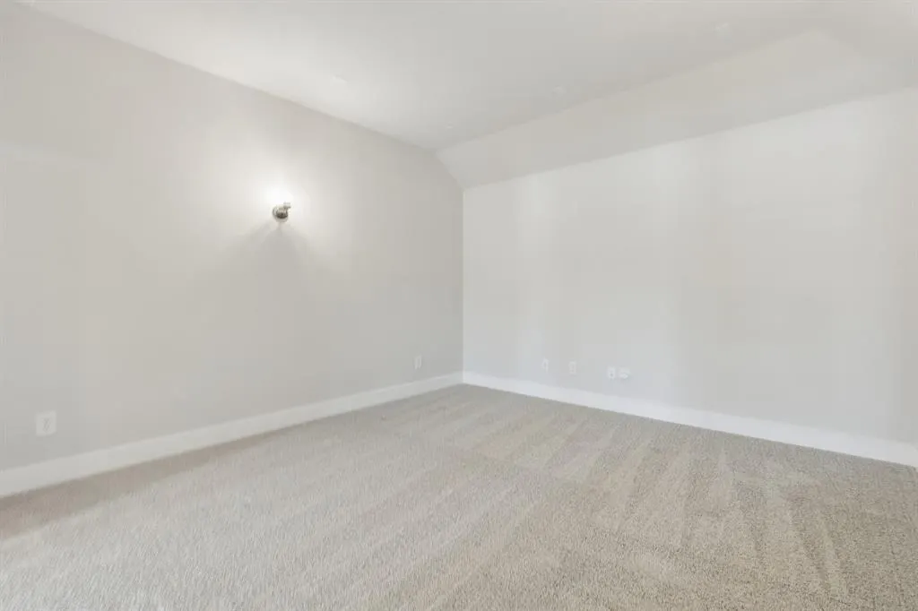 2417 Silver Spring Court