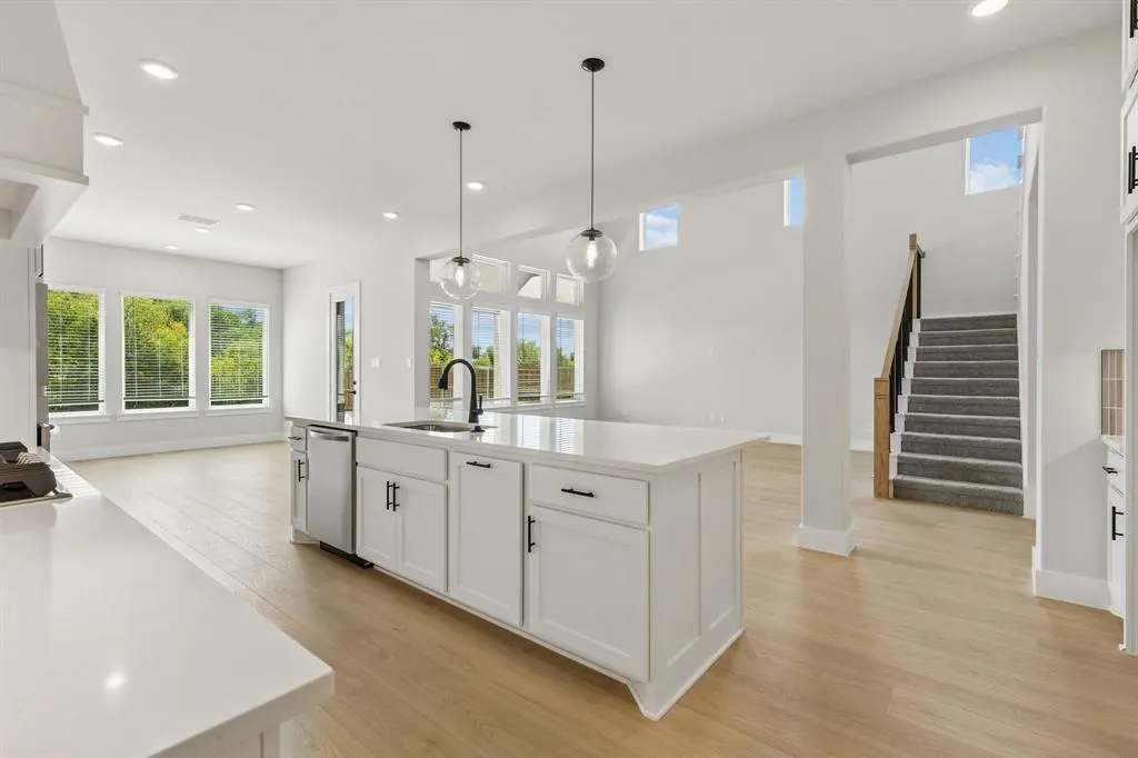 2417 Silver Spring Court