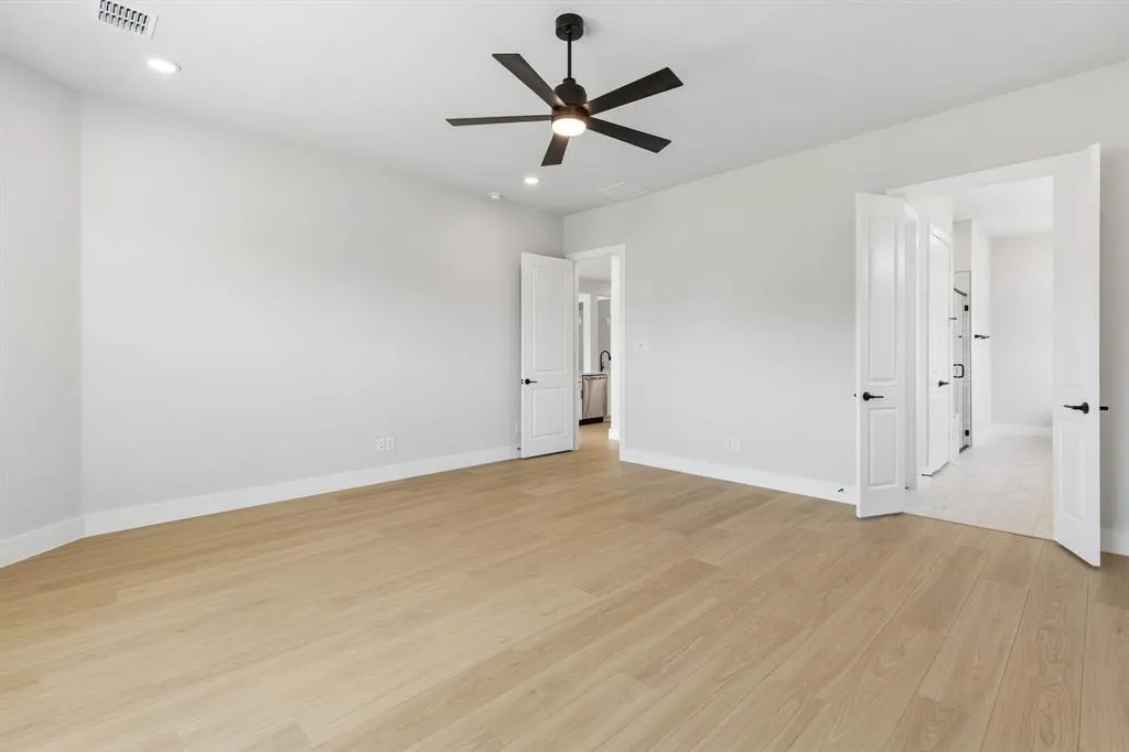 2417 Silver Spring Court