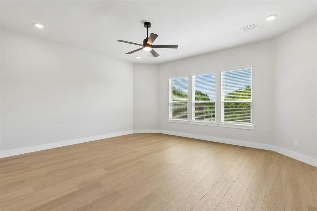 2417 Silver Spring Court