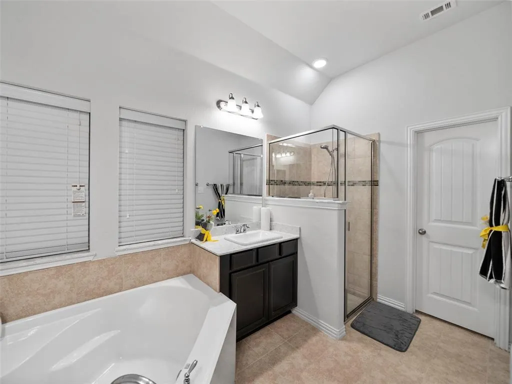 3017 Spring Creek Trail