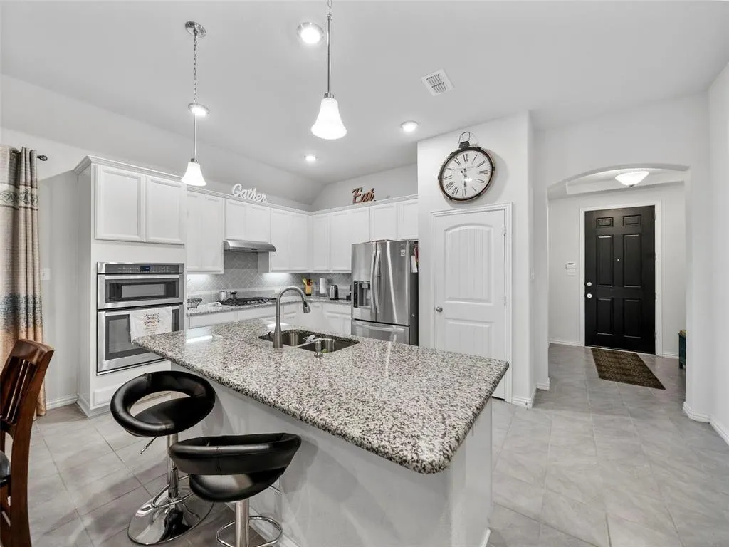 3017 Spring Creek Trail