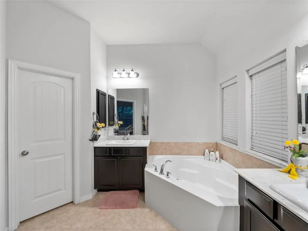 3017 Spring Creek Trail