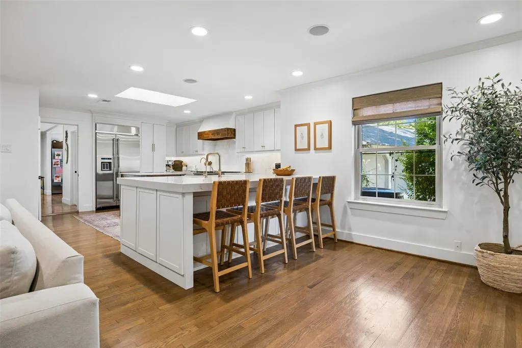 1004 Cedar Lane
