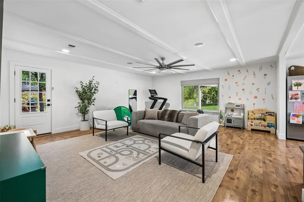1004 Cedar Lane