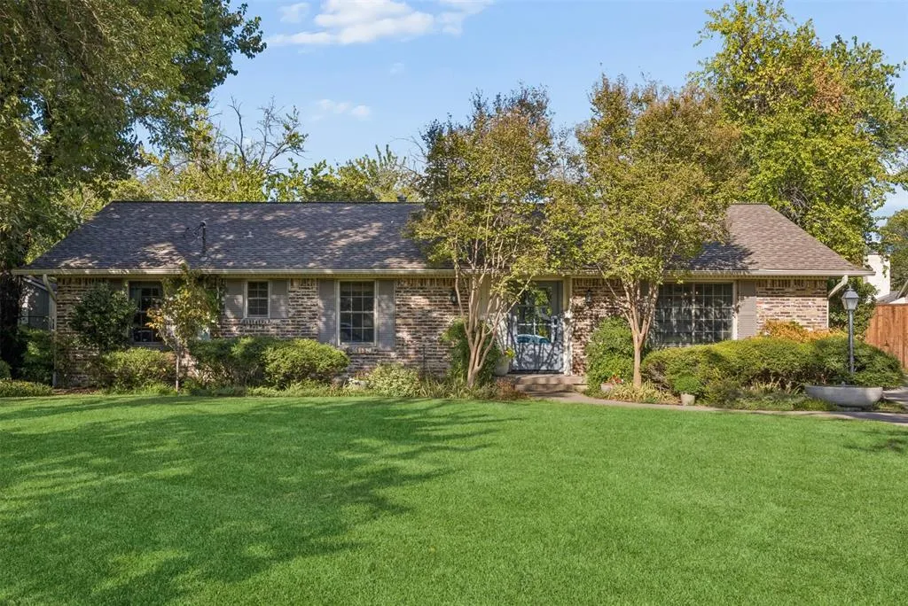 1004 Cedar Lane