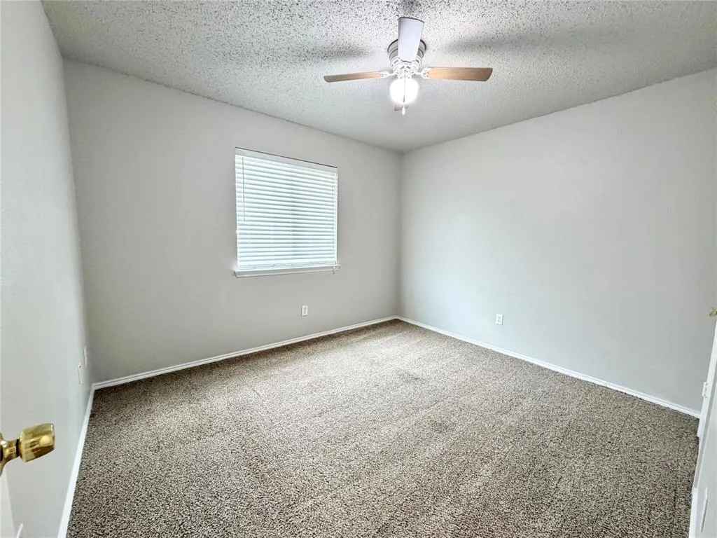 1005 Post Oak Trail