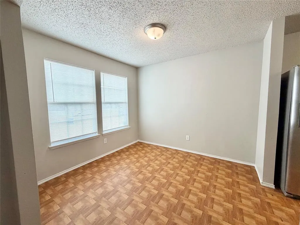 1005 Post Oak Trail