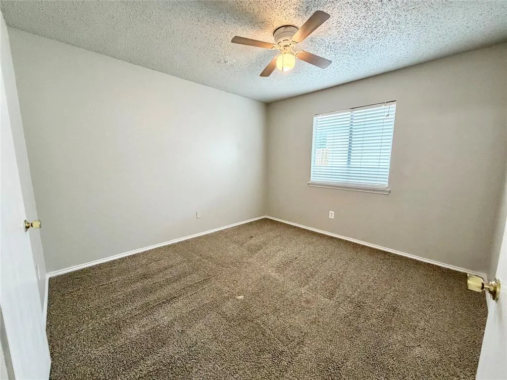 1005 Post Oak Trail
