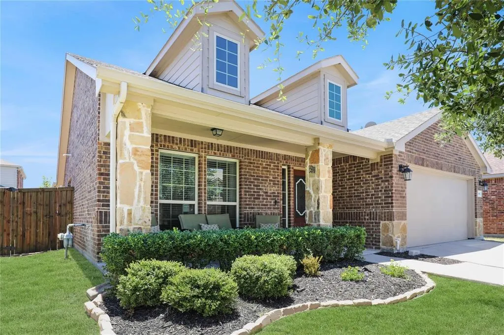 1107 Dickenson Drive