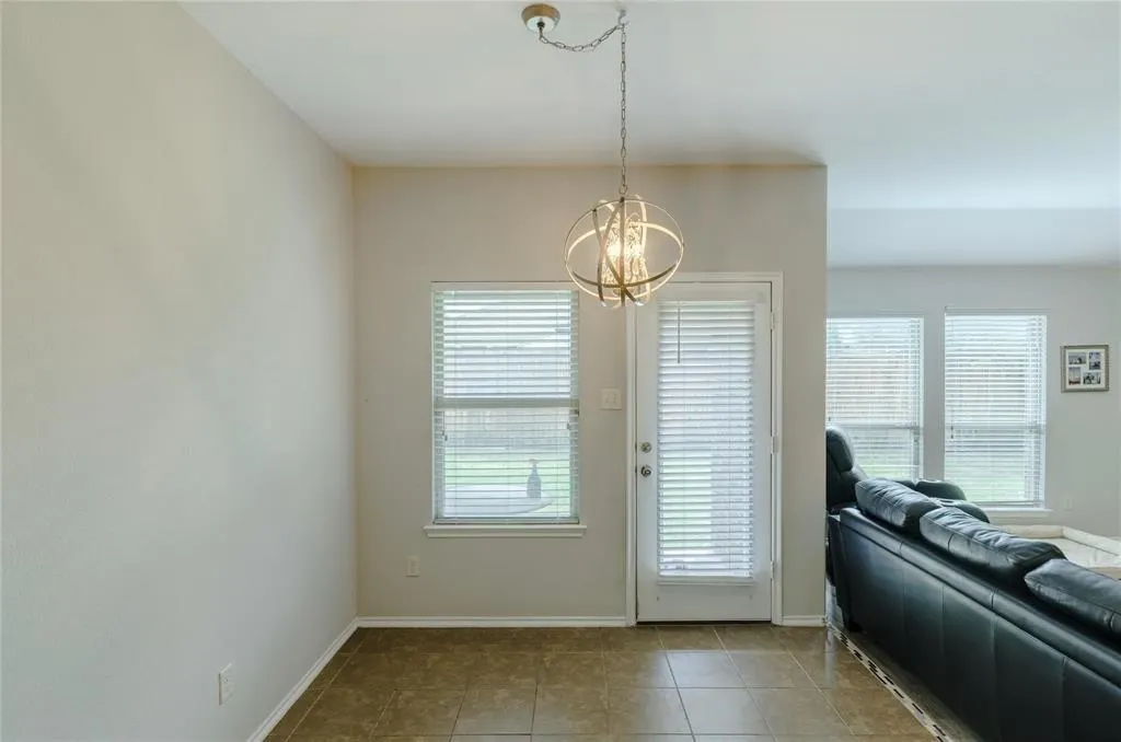 1107 Dickenson Drive