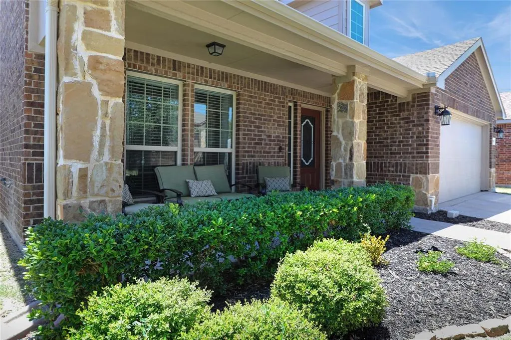 1107 Dickenson Drive