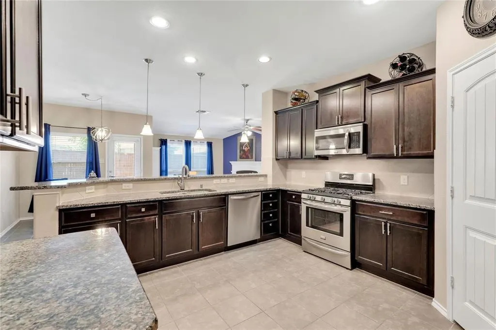1107 Dickenson Drive