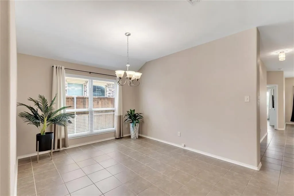 1107 Dickenson Drive