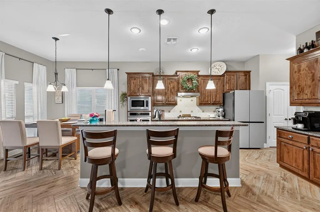 809 Wimberly Circle