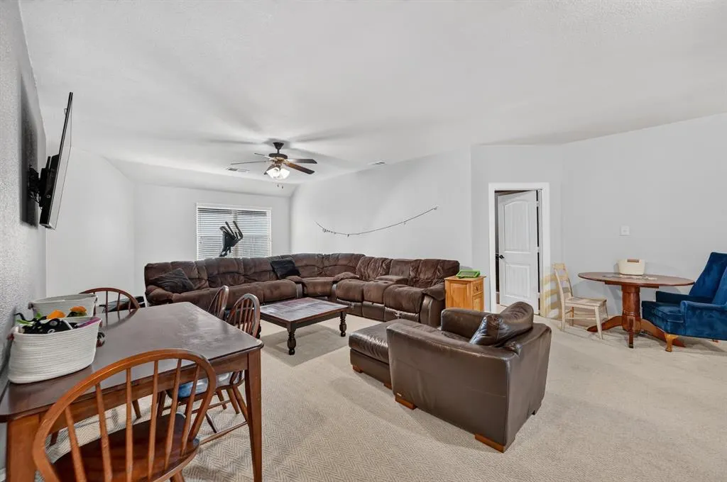 809 Wimberly Circle
