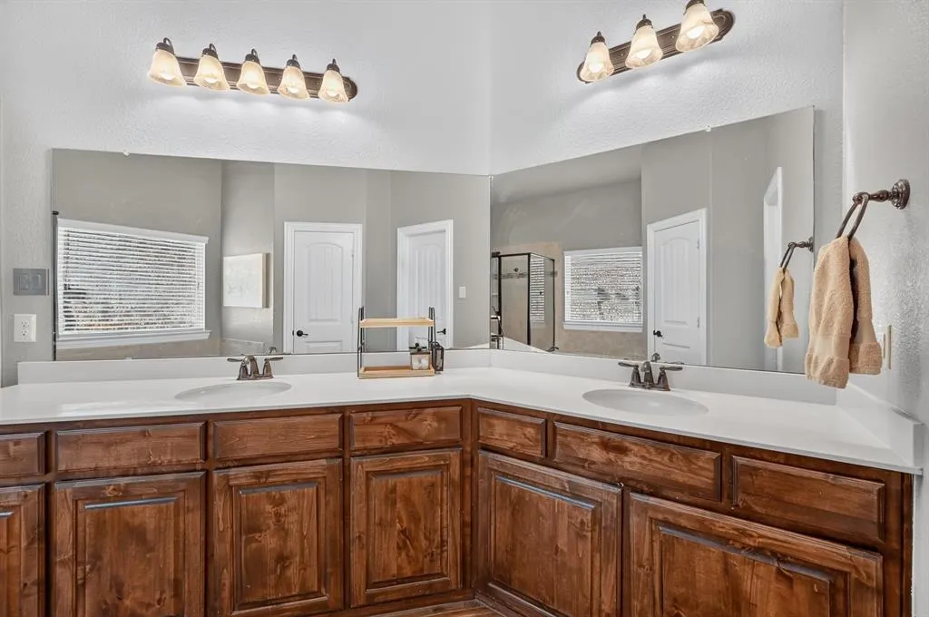 809 Wimberly Circle