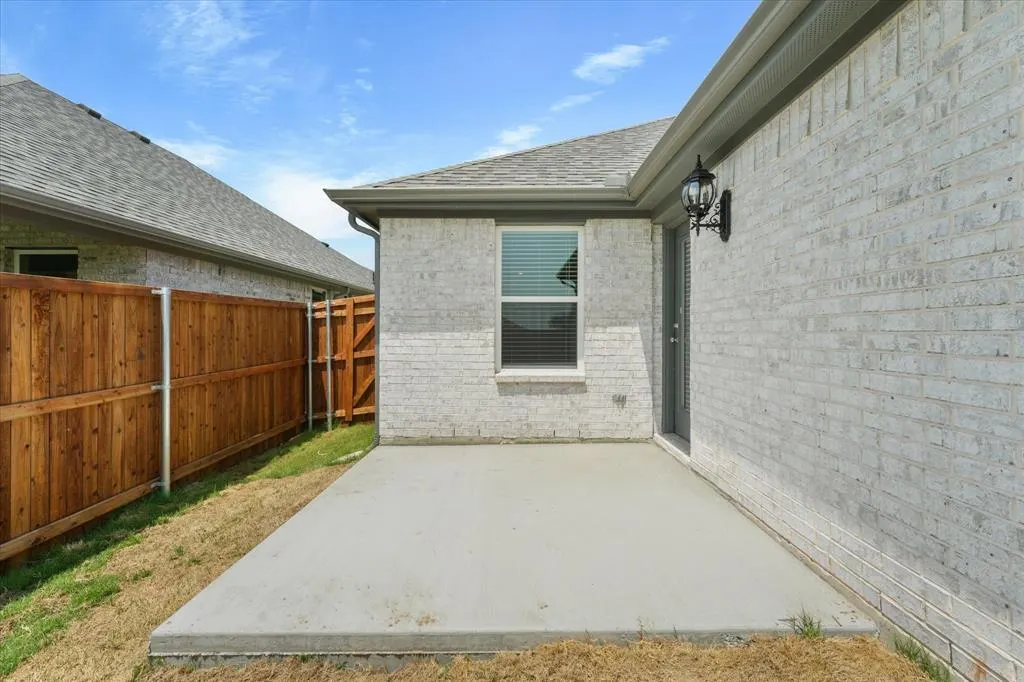 912 Lido Lane