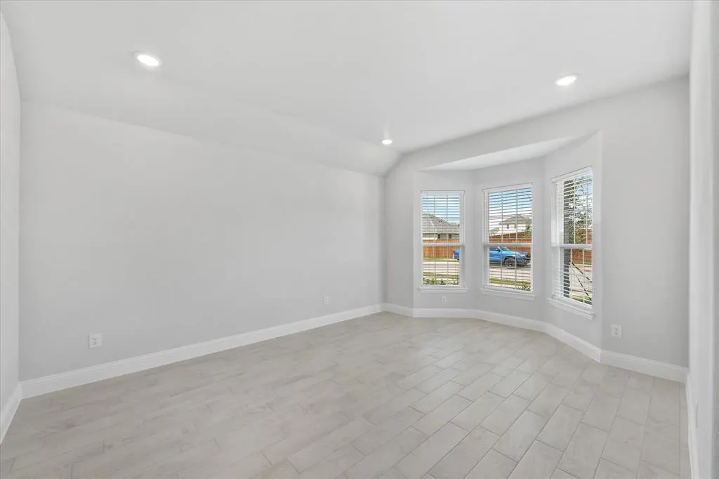 912 Lido Lane