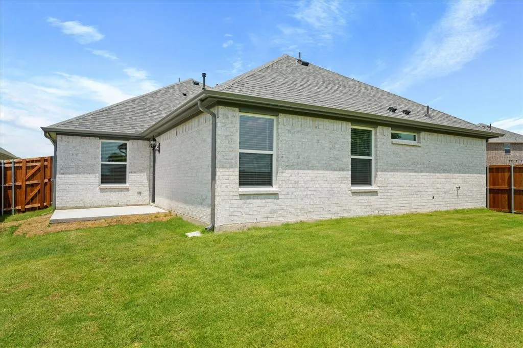 912 Lido Lane