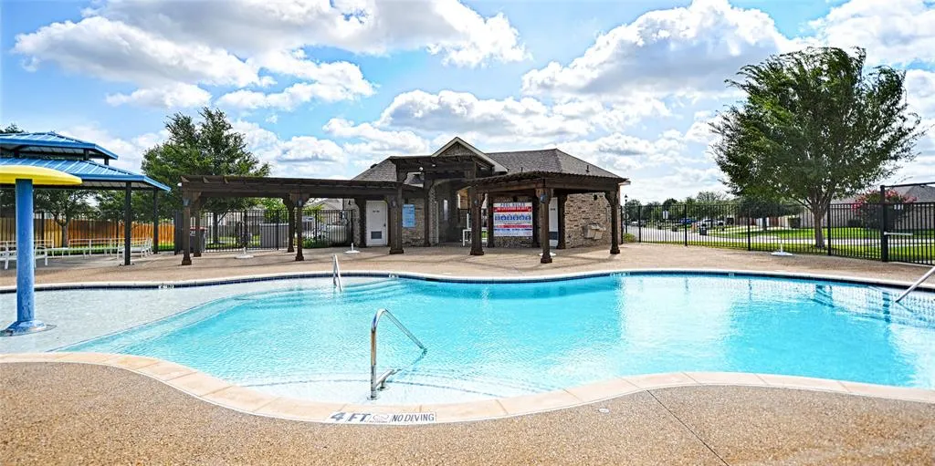 129 Lamont Road