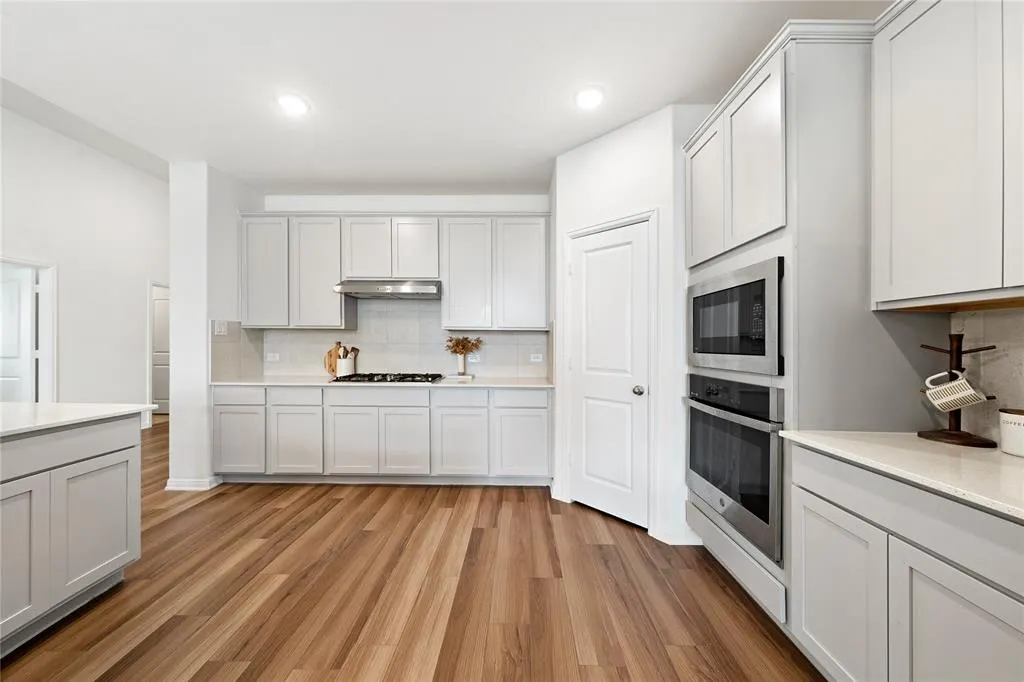 16513 Garden Drive