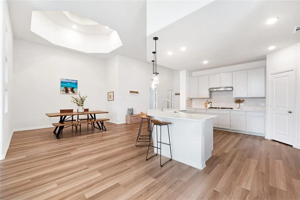 16513 Garden Drive