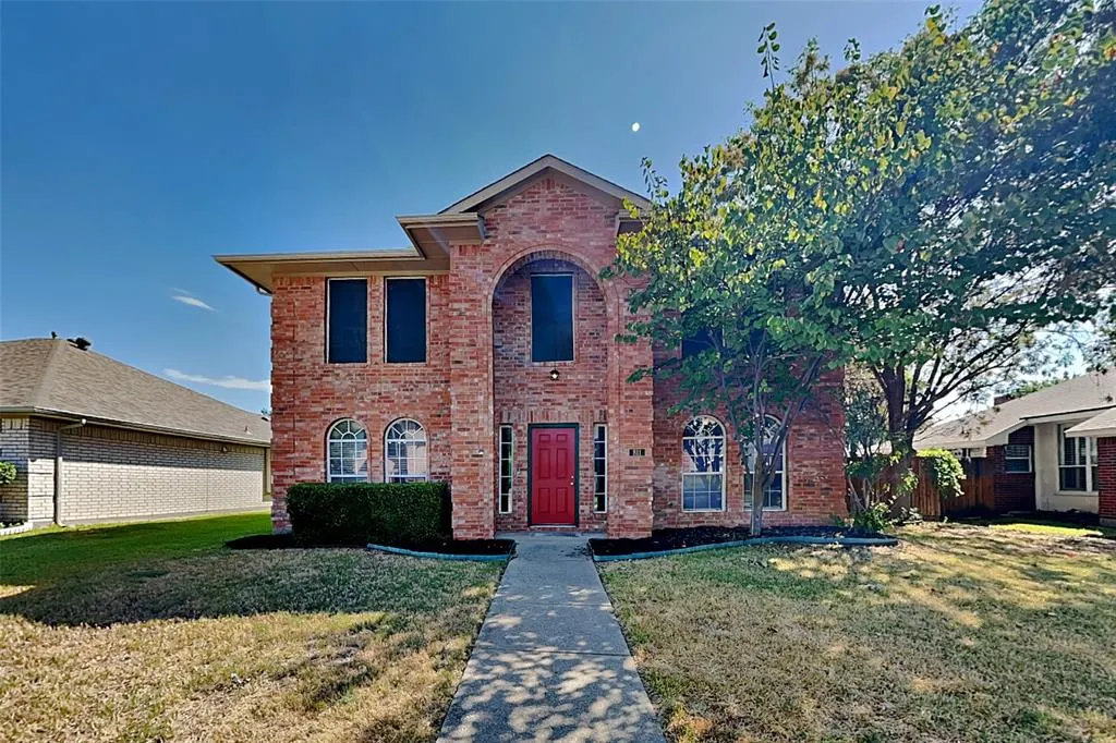811 Rockefeller Lane