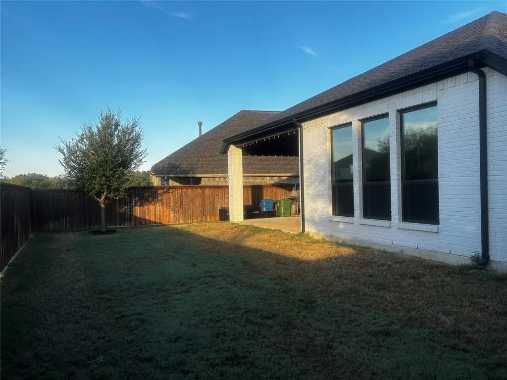 9412 Blue Stem Lane