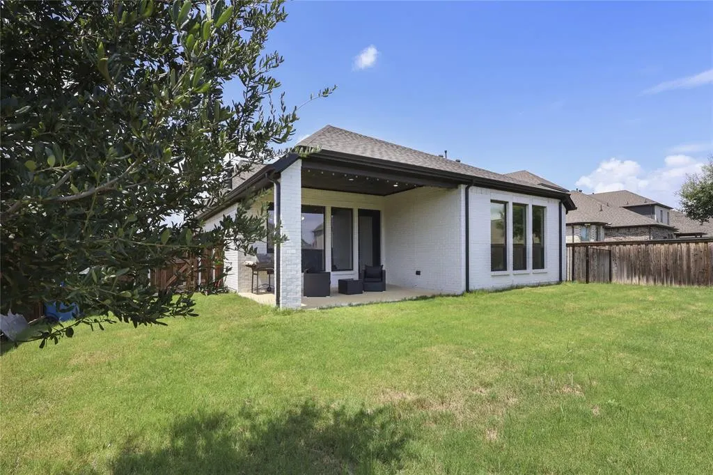 9412 Blue Stem Lane
