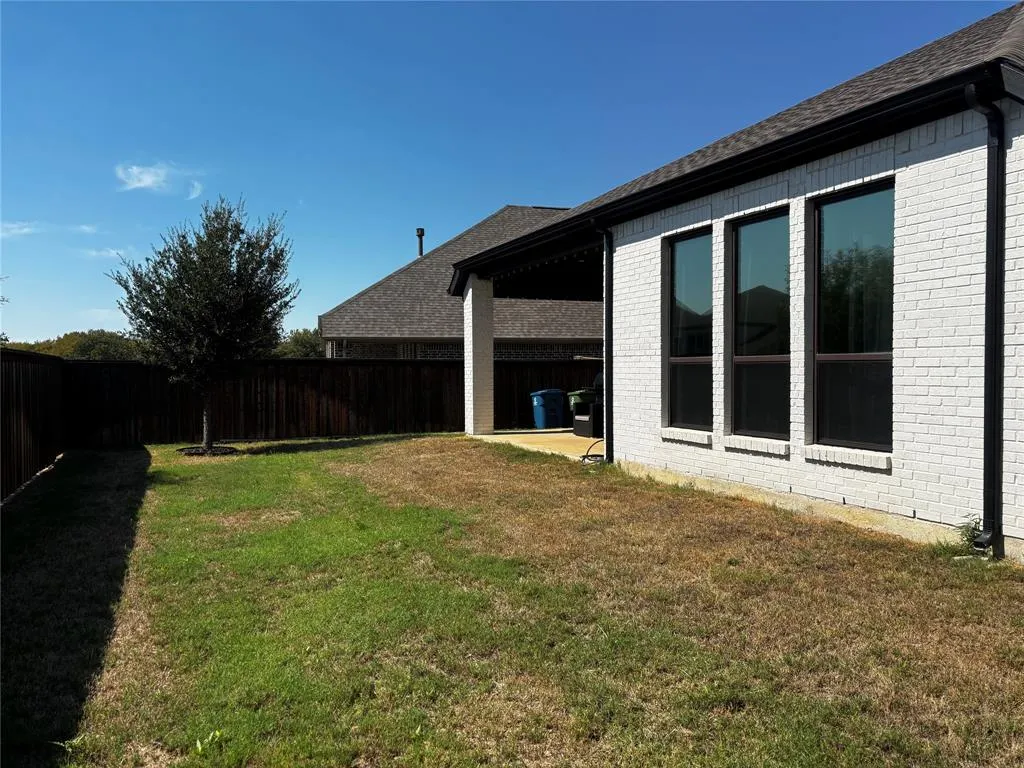 9412 Blue Stem Lane