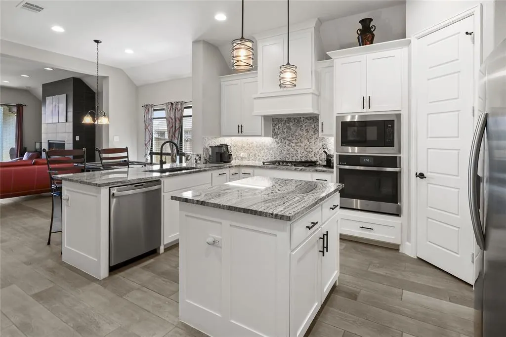 9412 Blue Stem Lane