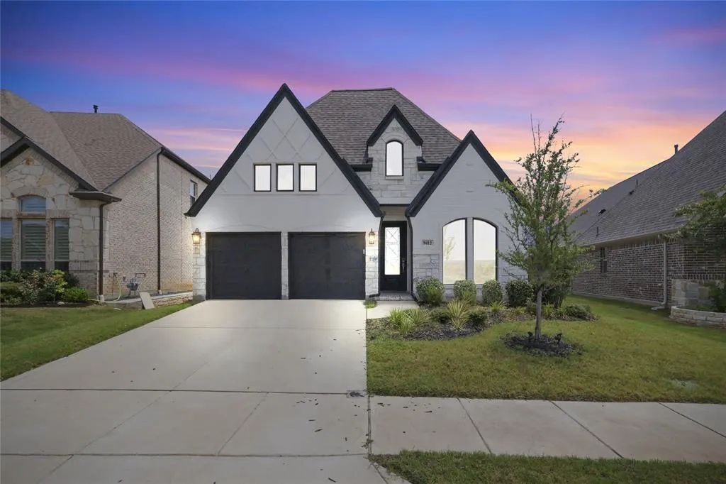 9412 Blue Stem Lane