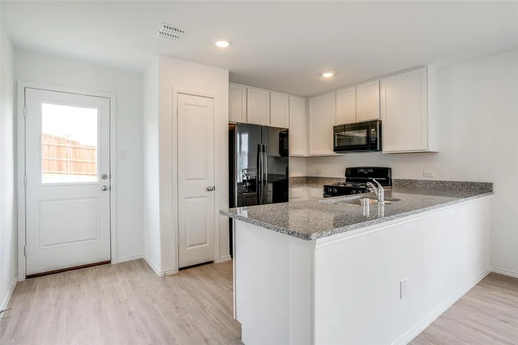 3412 Flicker Lane